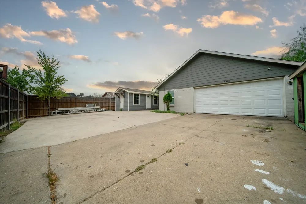 4801 Freeport Drive Garland, TX 75043