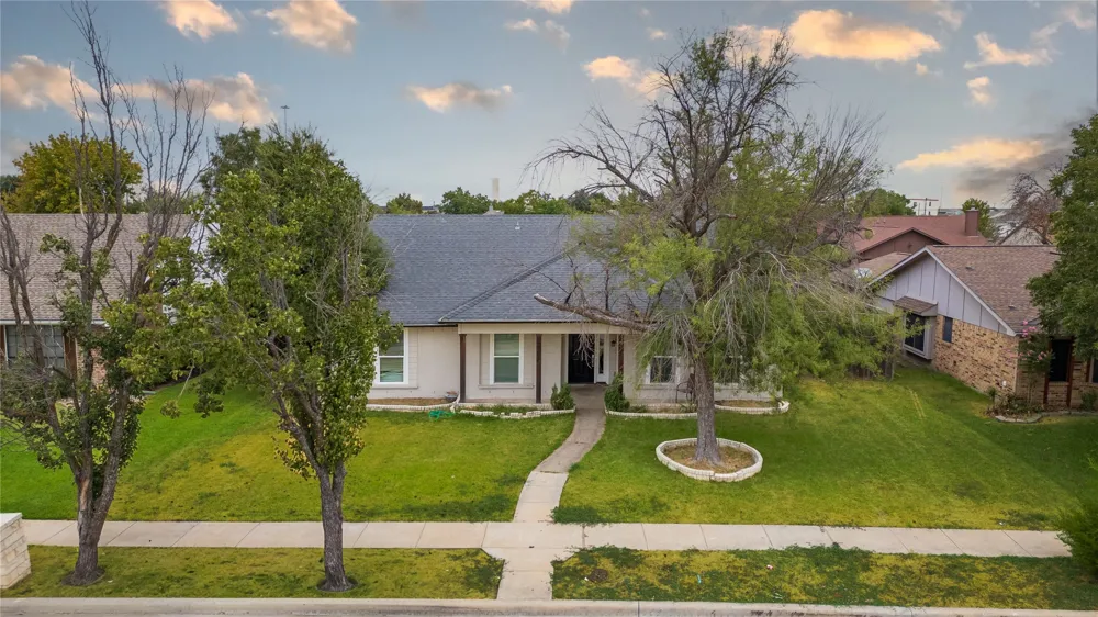 4801 Freeport Drive Garland, TX 75043
