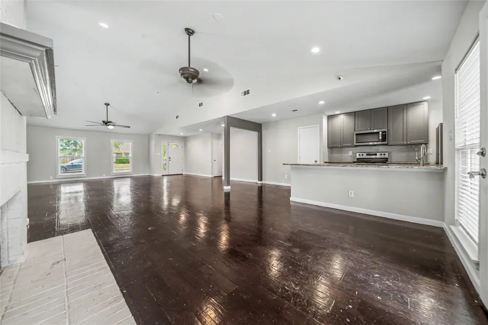 4801 Freeport Drive Garland, TX 75043