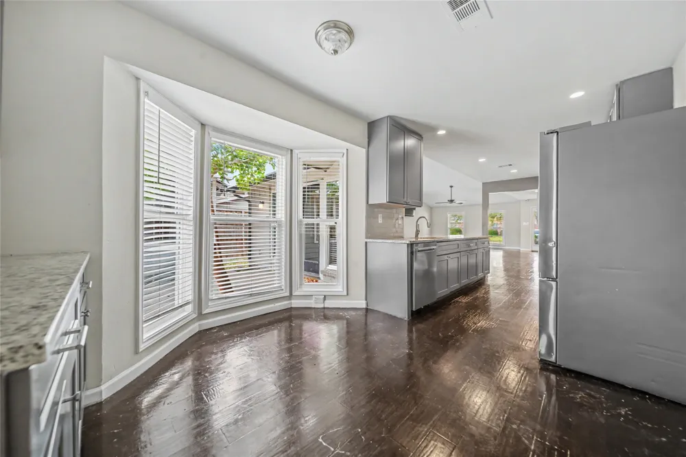 4801 Freeport Drive Garland, TX 75043