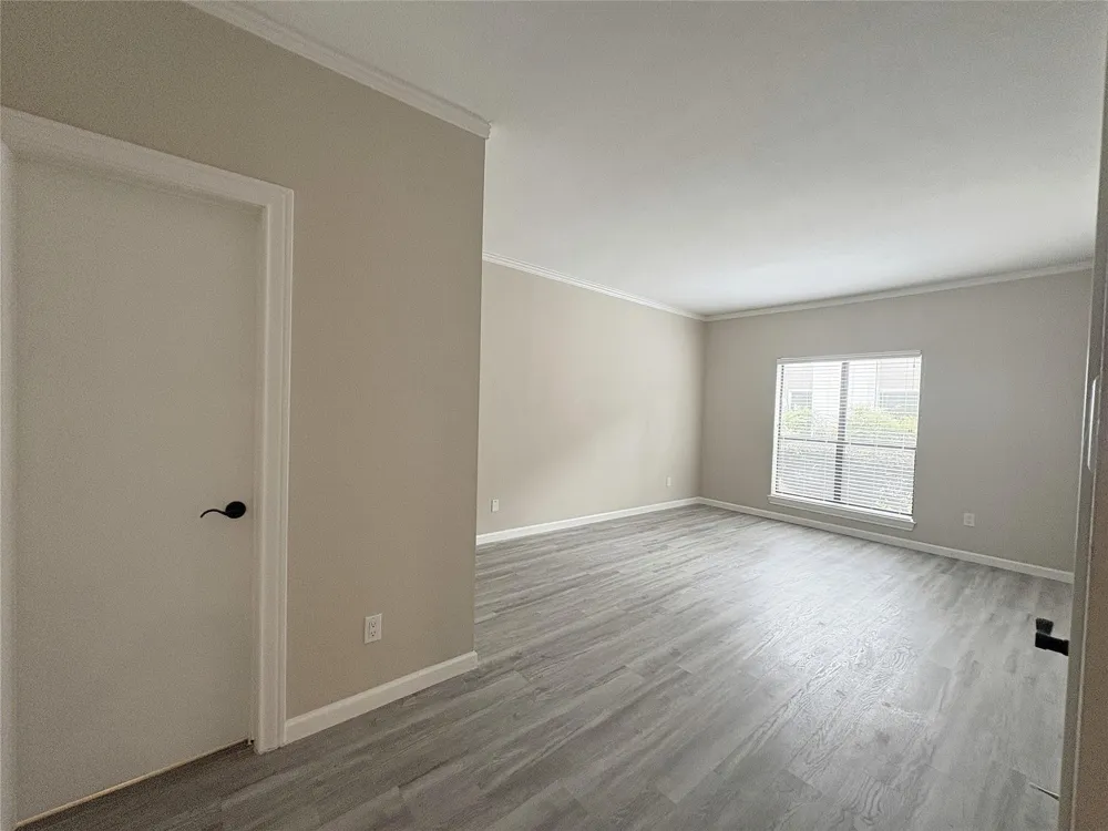 1201 Bering Drive #39 Houston, TX 77057