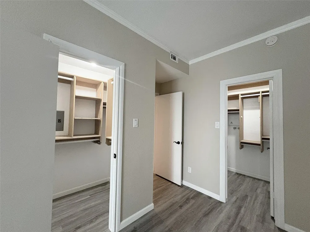 1201 Bering Drive #39 Houston, TX 77057