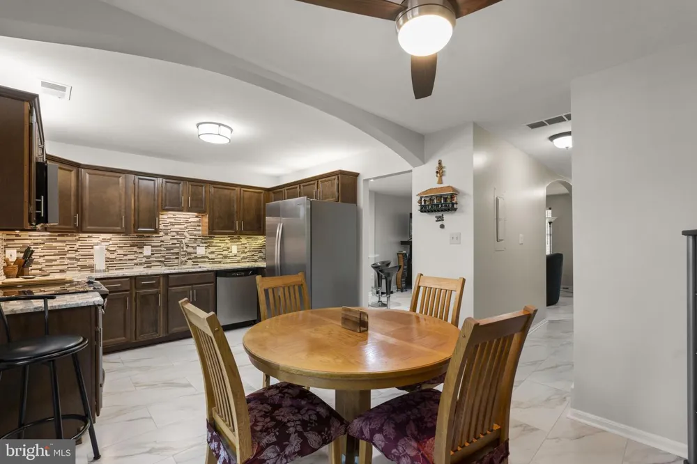 18387 TIMKO LANE #82 Germantown, MD 20874