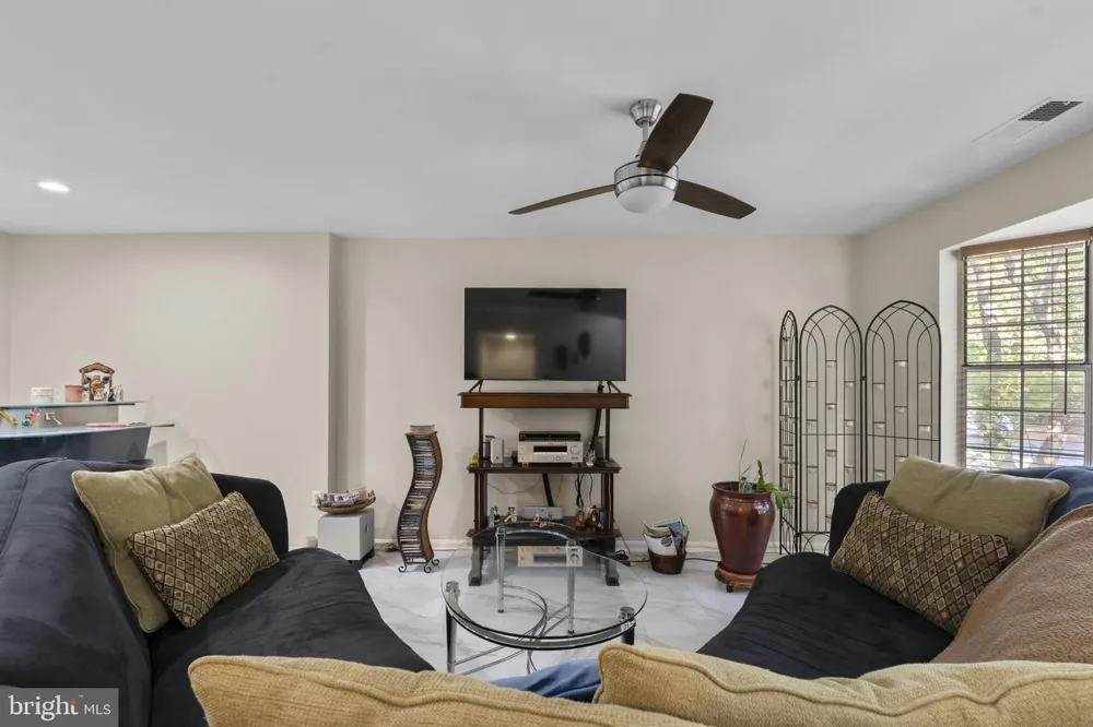 18387 TIMKO LANE #82 Germantown, MD 20874