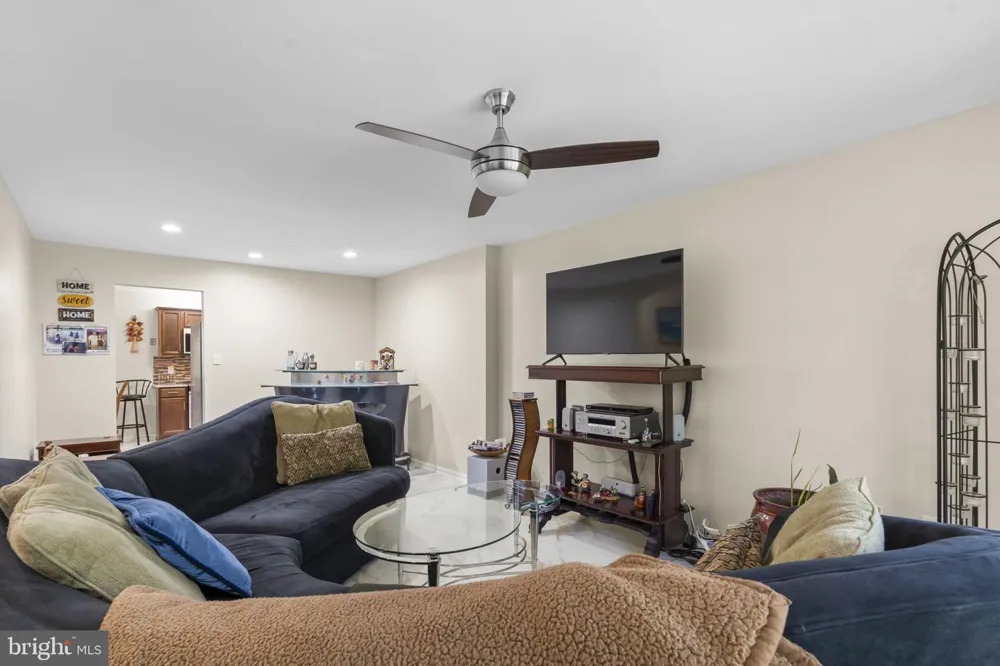 18387 TIMKO LANE #82 Germantown, MD 20874