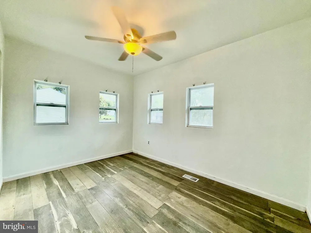 7635 STONEY CREEK DRIVE Pasadena, MD 21122