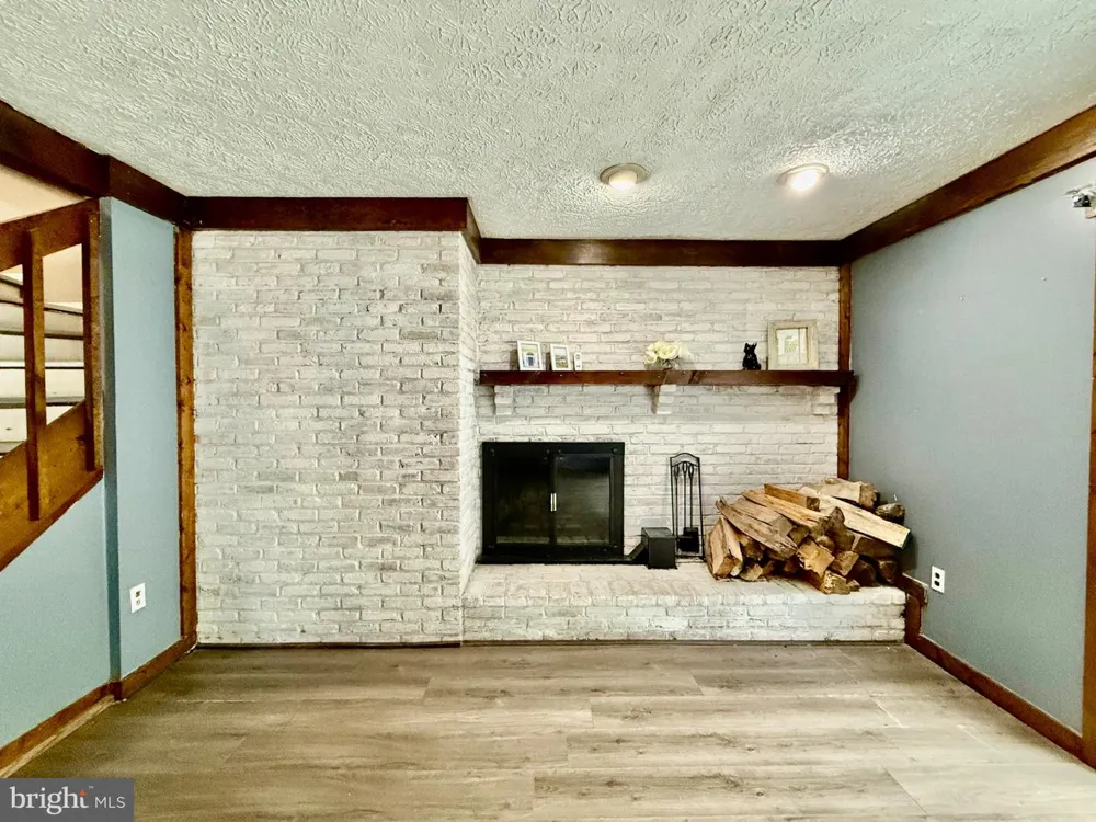 7635 STONEY CREEK DRIVE Pasadena, MD 21122