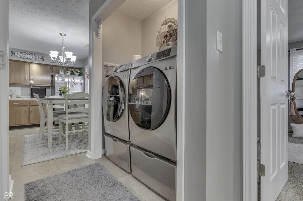 1222 Paradise Way #D Greenwood, IN 46143