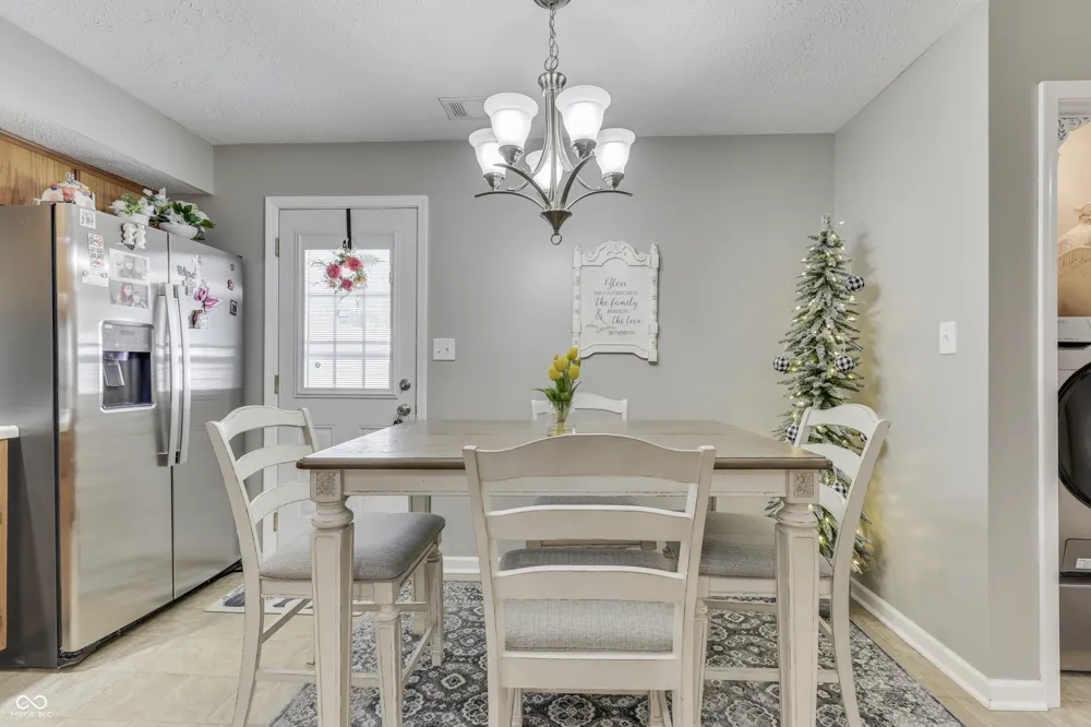 1222 Paradise Way #D Greenwood, IN 46143