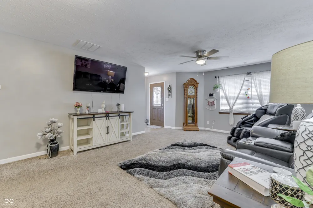 1222 Paradise Way #D Greenwood, IN 46143