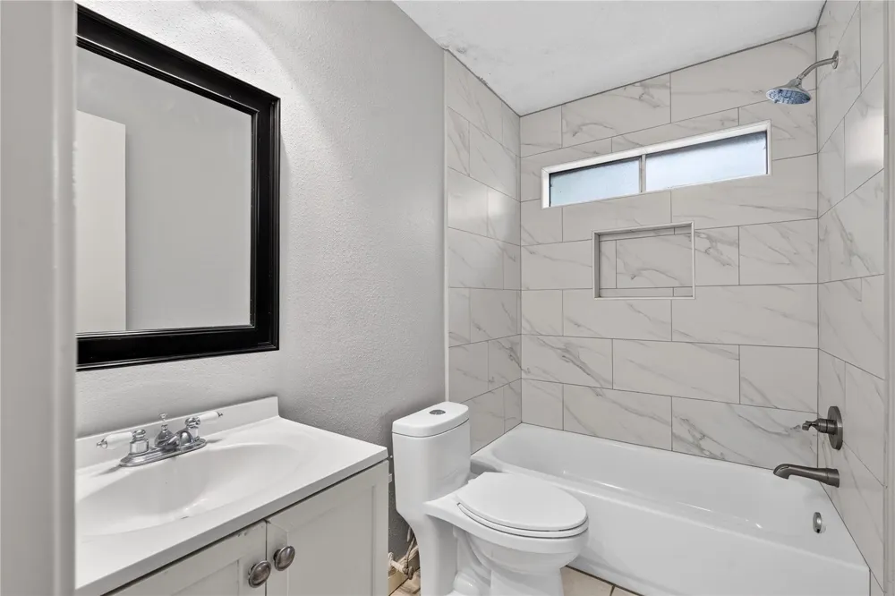 7622 Bubbling Spring Lane Houston, TX 77086