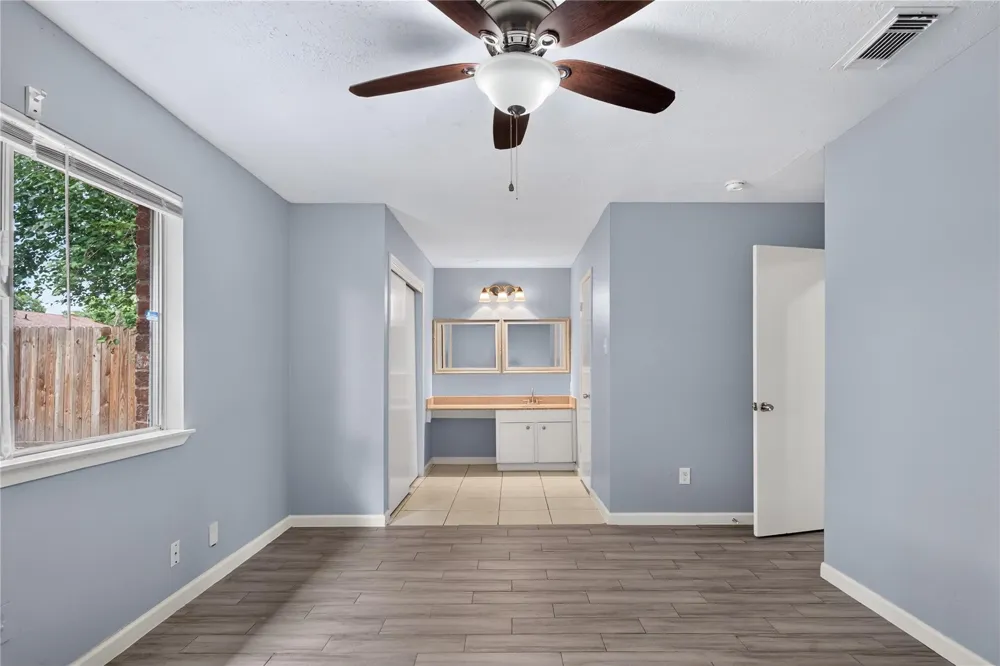 7622 Bubbling Spring Lane Houston, TX 77086