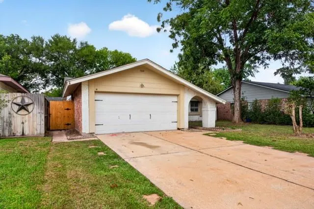 7622 Bubbling Spring Lane Houston, TX 77086
