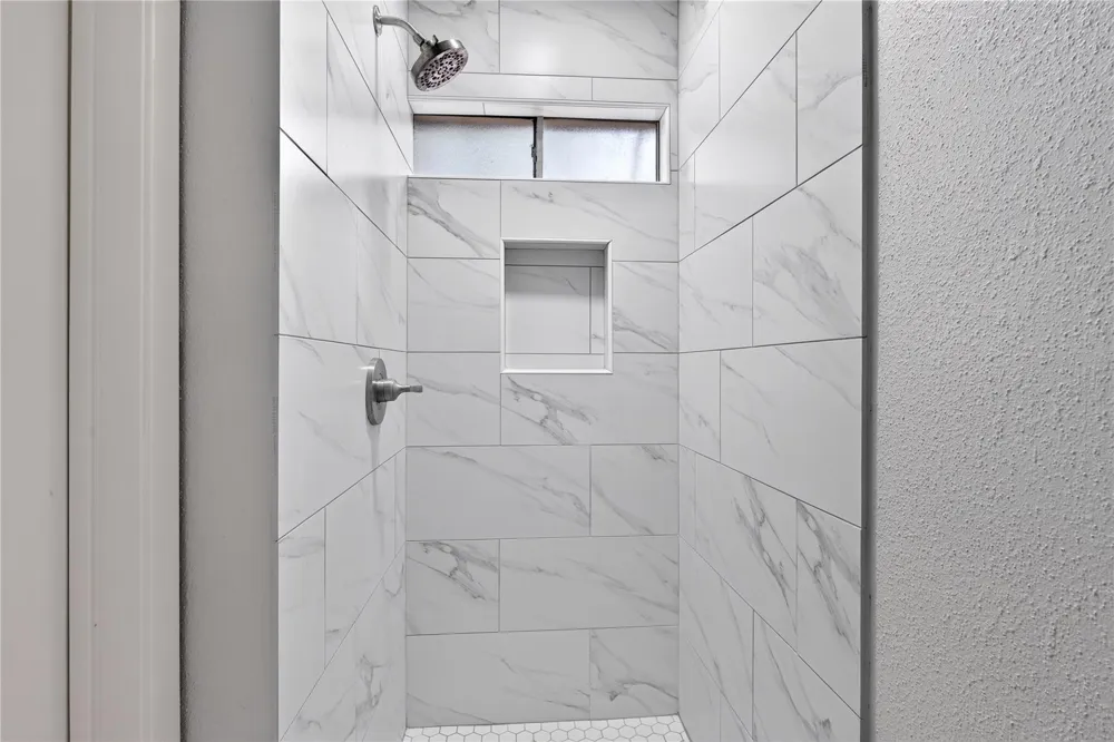 7622 Bubbling Spring Lane Houston, TX 77086