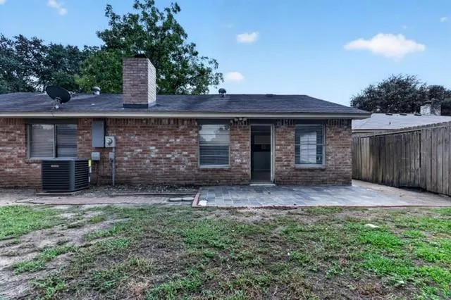 7622 Bubbling Spring Lane Houston, TX 77086