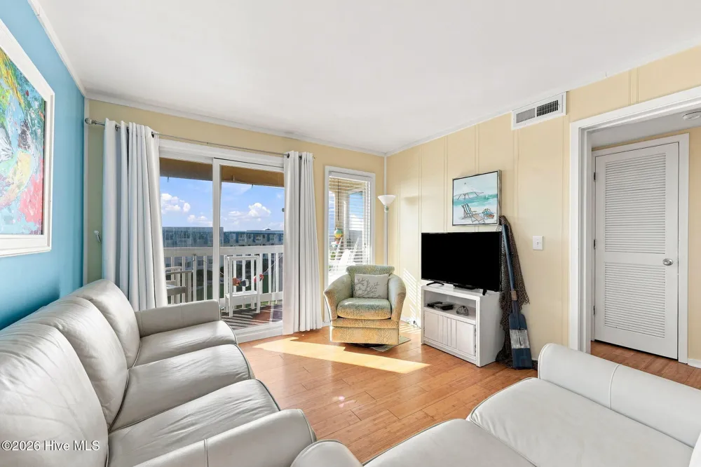 1904 E Fort Macon Road #301 Atlantic Beach, NC 28512