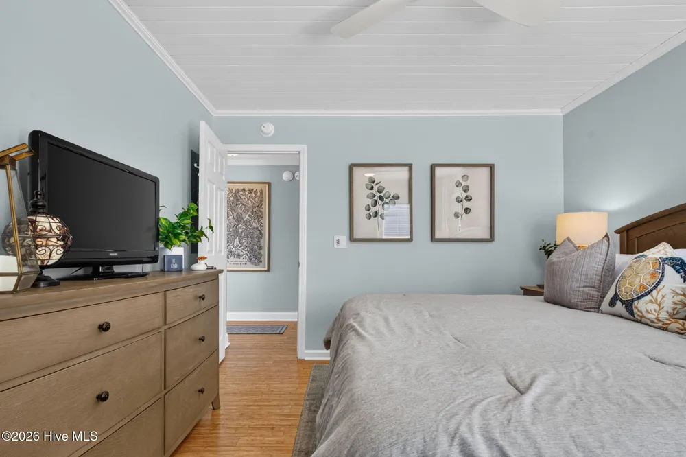 2319 W Beach Drive Oak Island, NC 28465