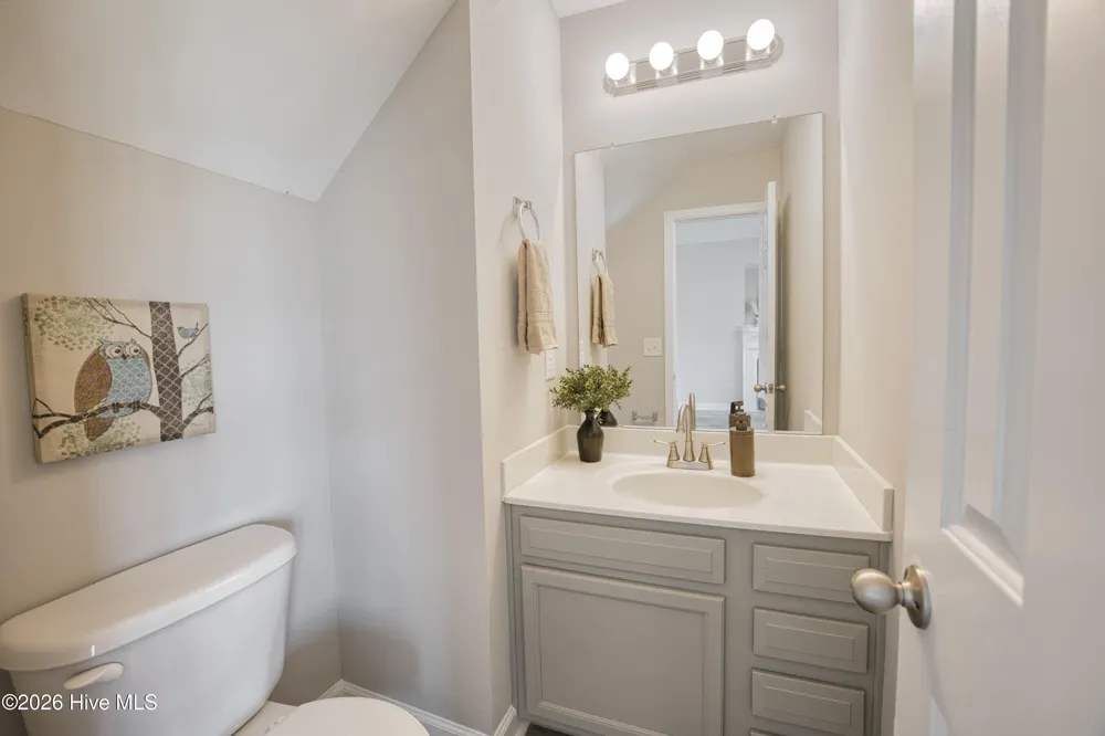 413 Little Creek Court Jacksonville, NC 28546