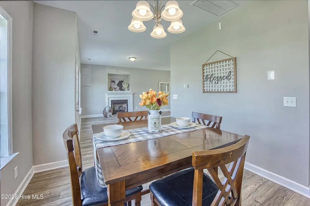 413 Little Creek Court Jacksonville, NC 28546