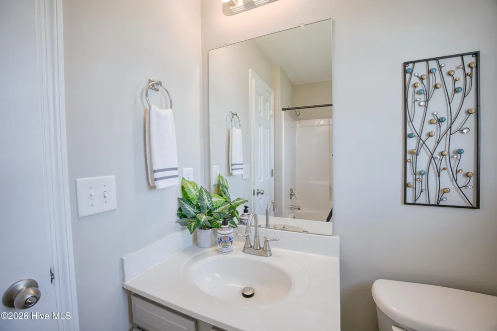 413 Little Creek Court Jacksonville, NC 28546