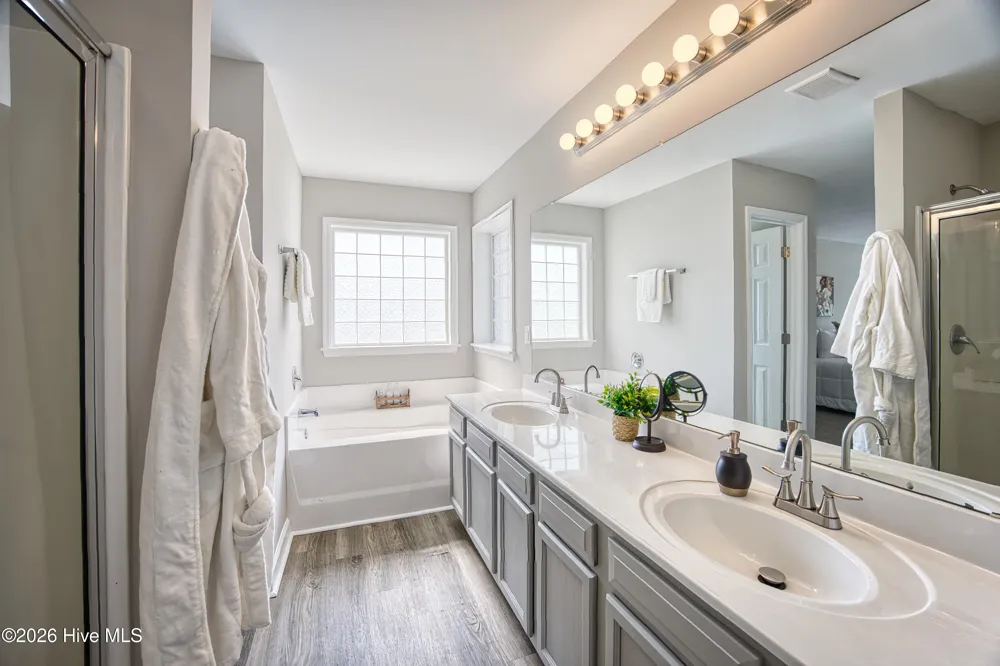 413 Little Creek Court Jacksonville, NC 28546