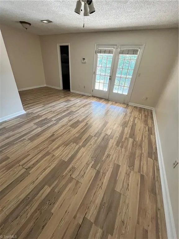 4606 Lawndale Drive Greensboro, NC 27455