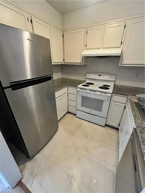 4606 Lawndale Drive Greensboro, NC 27455