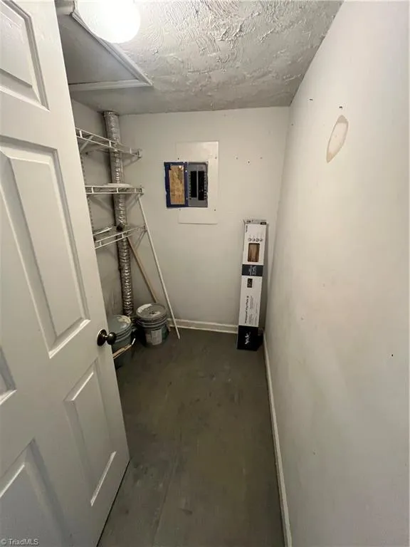 4606 Lawndale Drive Greensboro, NC 27455