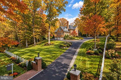 105 INTERPROMONTORY ROAD