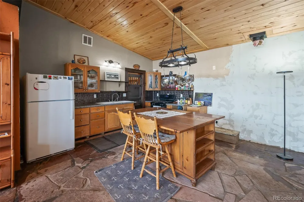 2400 Fourmile Creek Road Hartsel, CO 80449