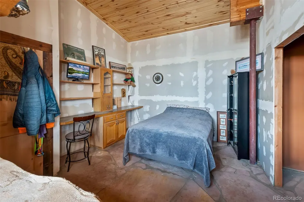 2400 Fourmile Creek Road Hartsel, CO 80449