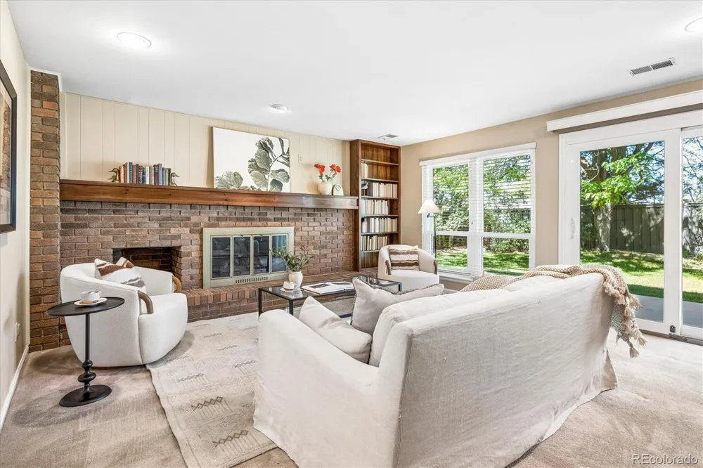 6124 S Glencoe Way Centennial, CO 80121