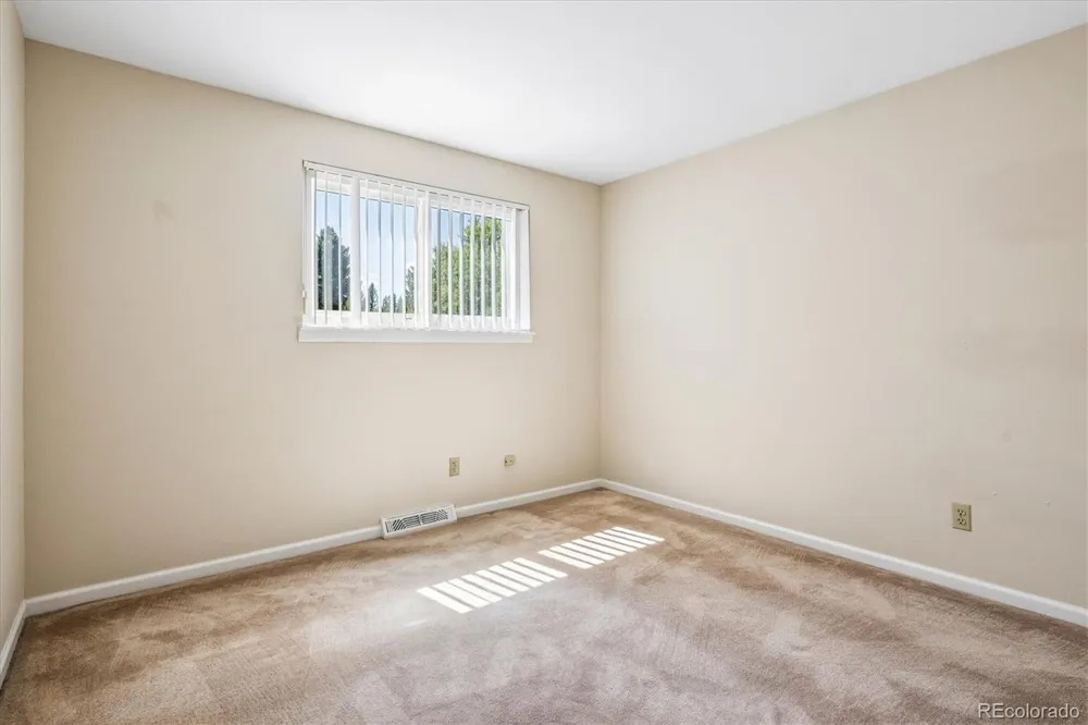 6124 S Glencoe Way Centennial, CO 80121