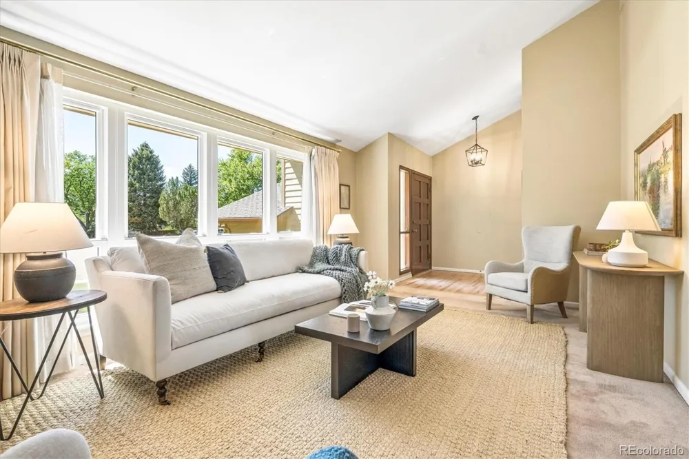 6124 S Glencoe Way Centennial, CO 80121