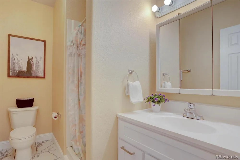 2522 Atchison Street Aurora, CO 80011