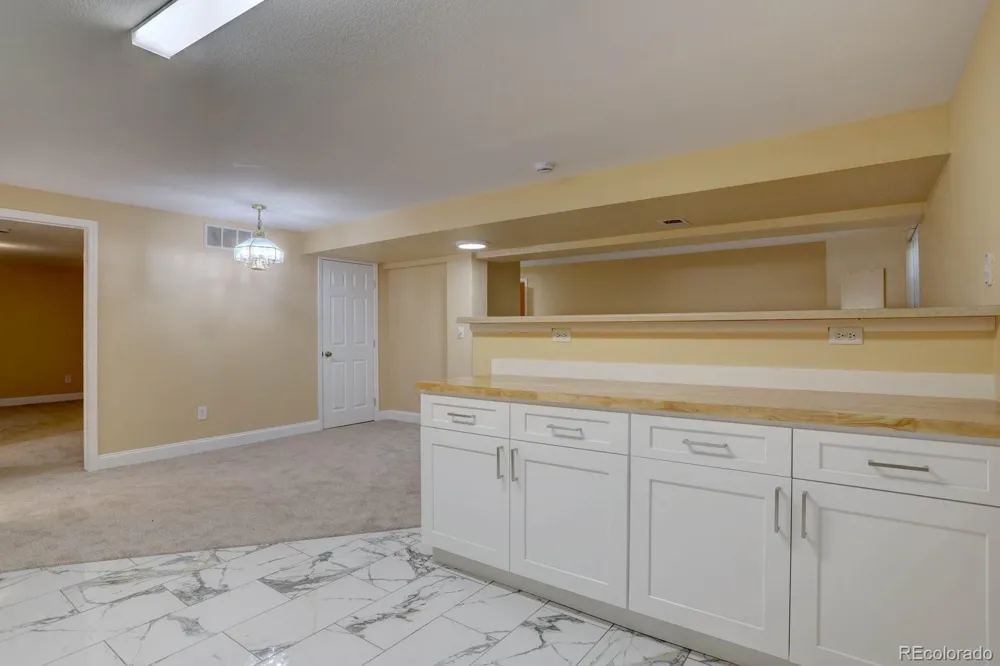 2522 Atchison Street Aurora, CO 80011