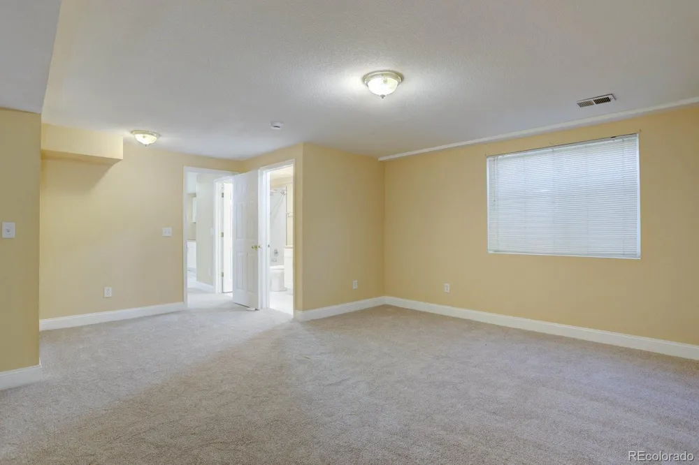 2522 Atchison Street Aurora, CO 80011