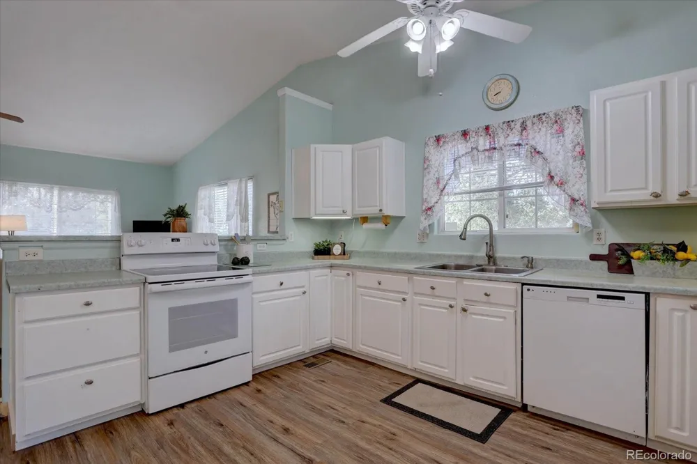 2522 Atchison Street Aurora, CO 80011