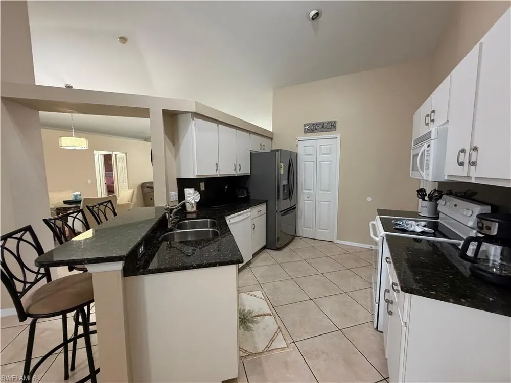 2126 SE 5th Court Cape Coral, FL 33990