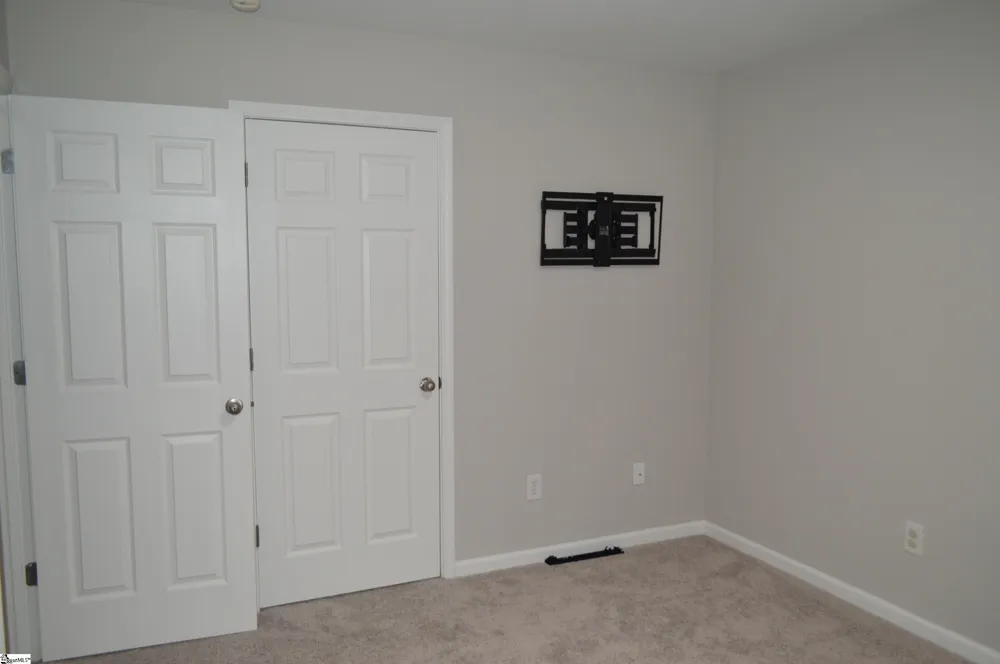 223 Stockbridge Drive Spartanburg, SC 29301