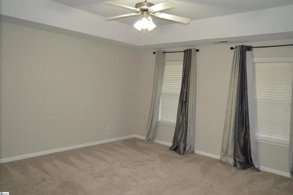 223 Stockbridge Drive Spartanburg, SC 29301