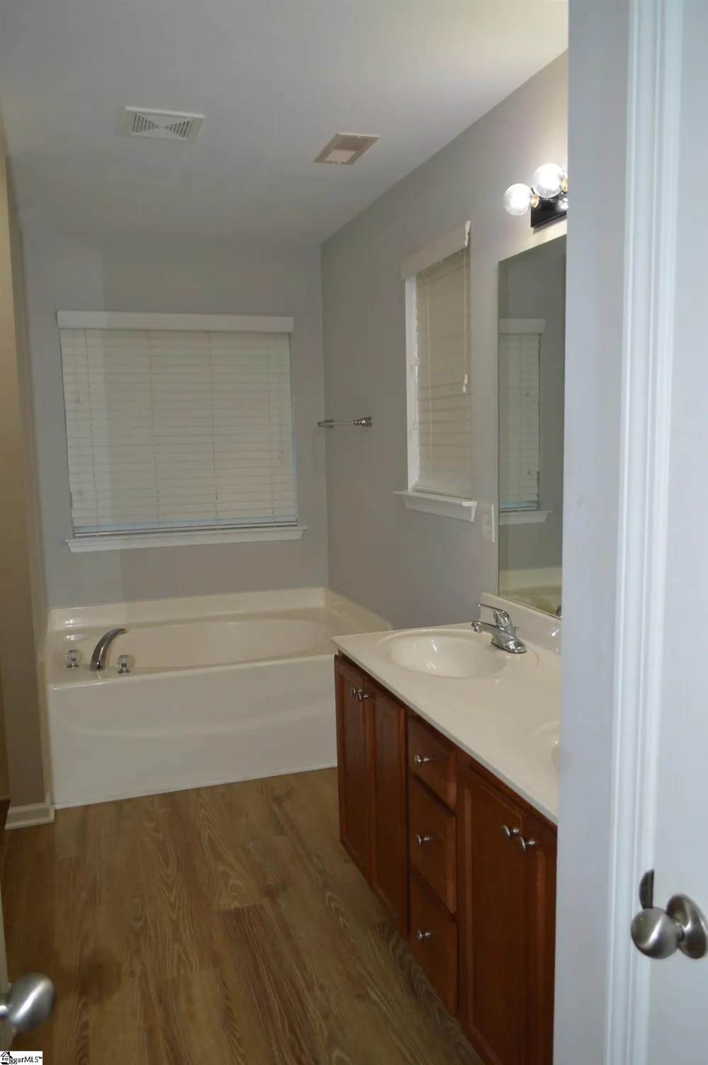 223 Stockbridge Drive Spartanburg, SC 29301
