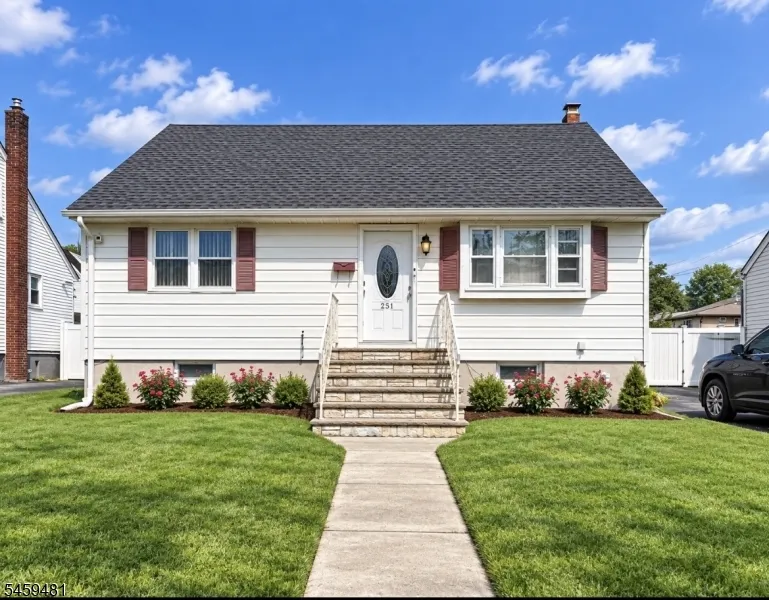 251 Chamberlain Ave Paterson City, NJ 07502