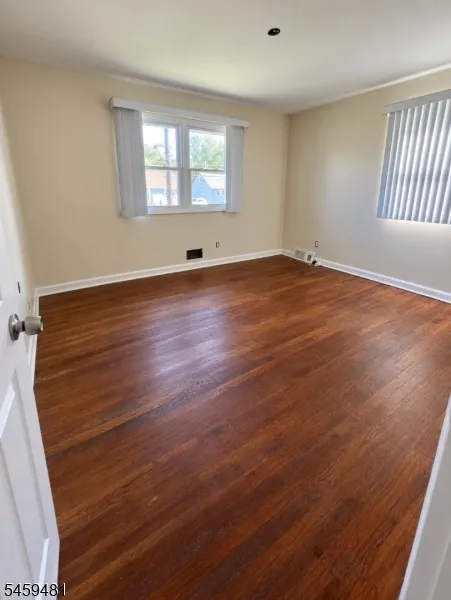 251 Chamberlain Ave Paterson City, NJ 07502