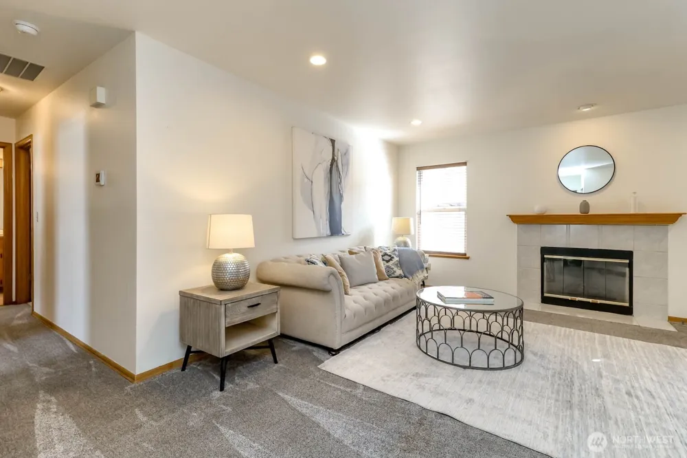 8552 Covina Loop NE Bremerton, WA 98311