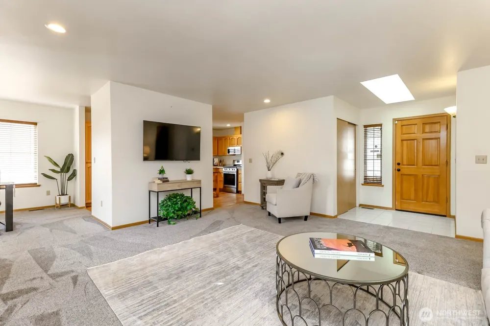 8552 Covina Loop NE Bremerton, WA 98311