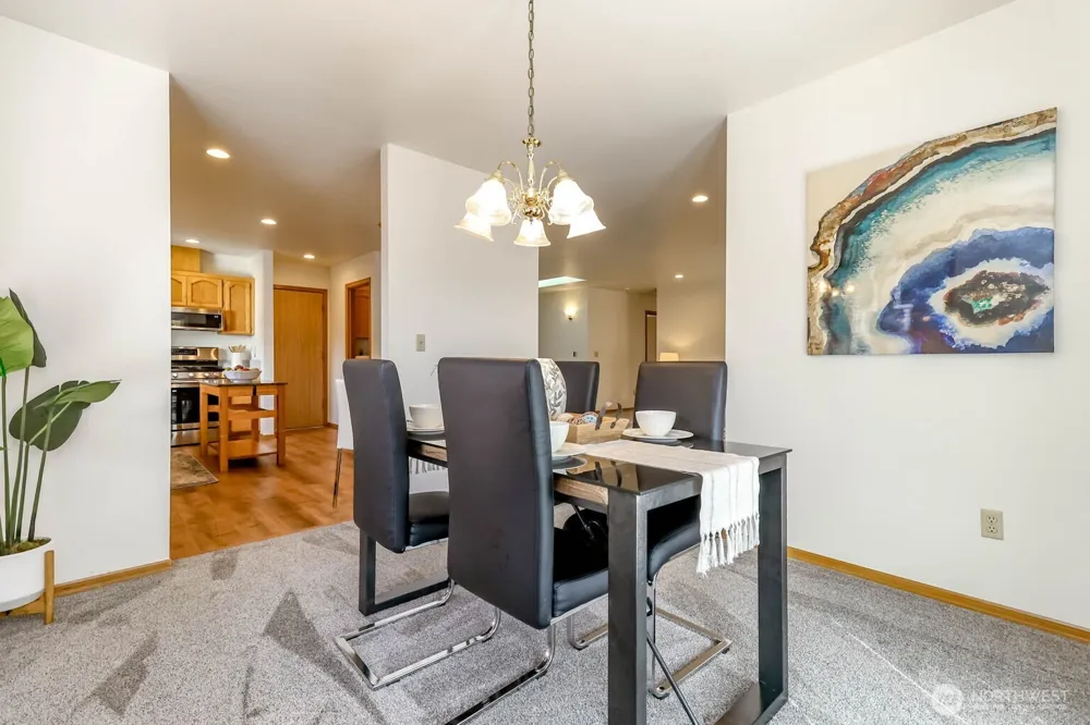 8552 Covina Loop NE Bremerton, WA 98311