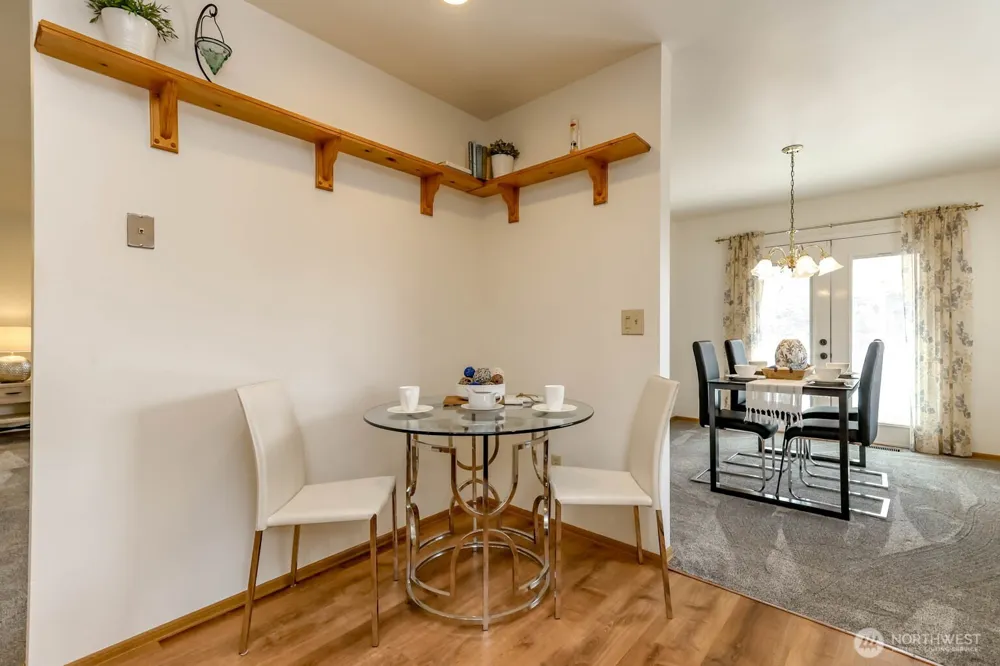 8552 Covina Loop NE Bremerton, WA 98311