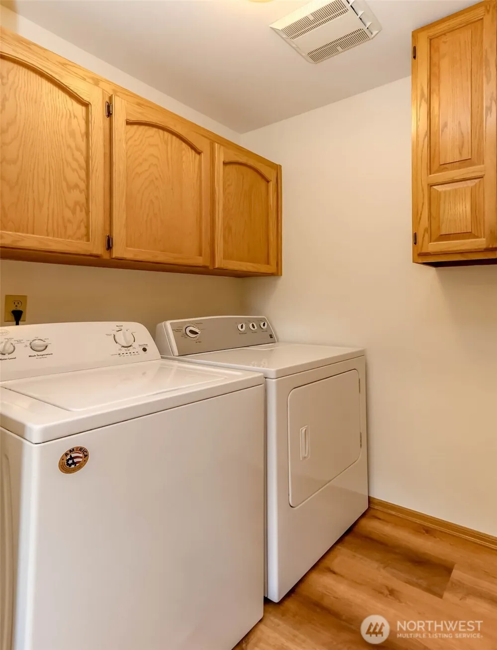 8552 Covina Loop NE Bremerton, WA 98311