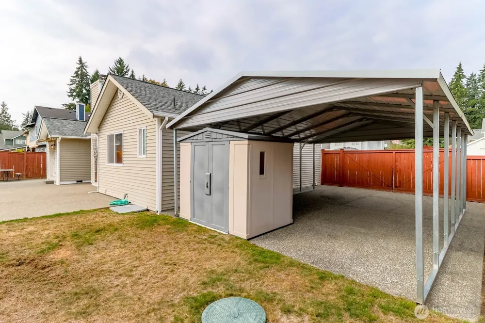 8552 Covina Loop NE Bremerton, WA 98311